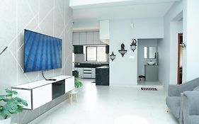 Sukruthi Service Apartment 3Bhk